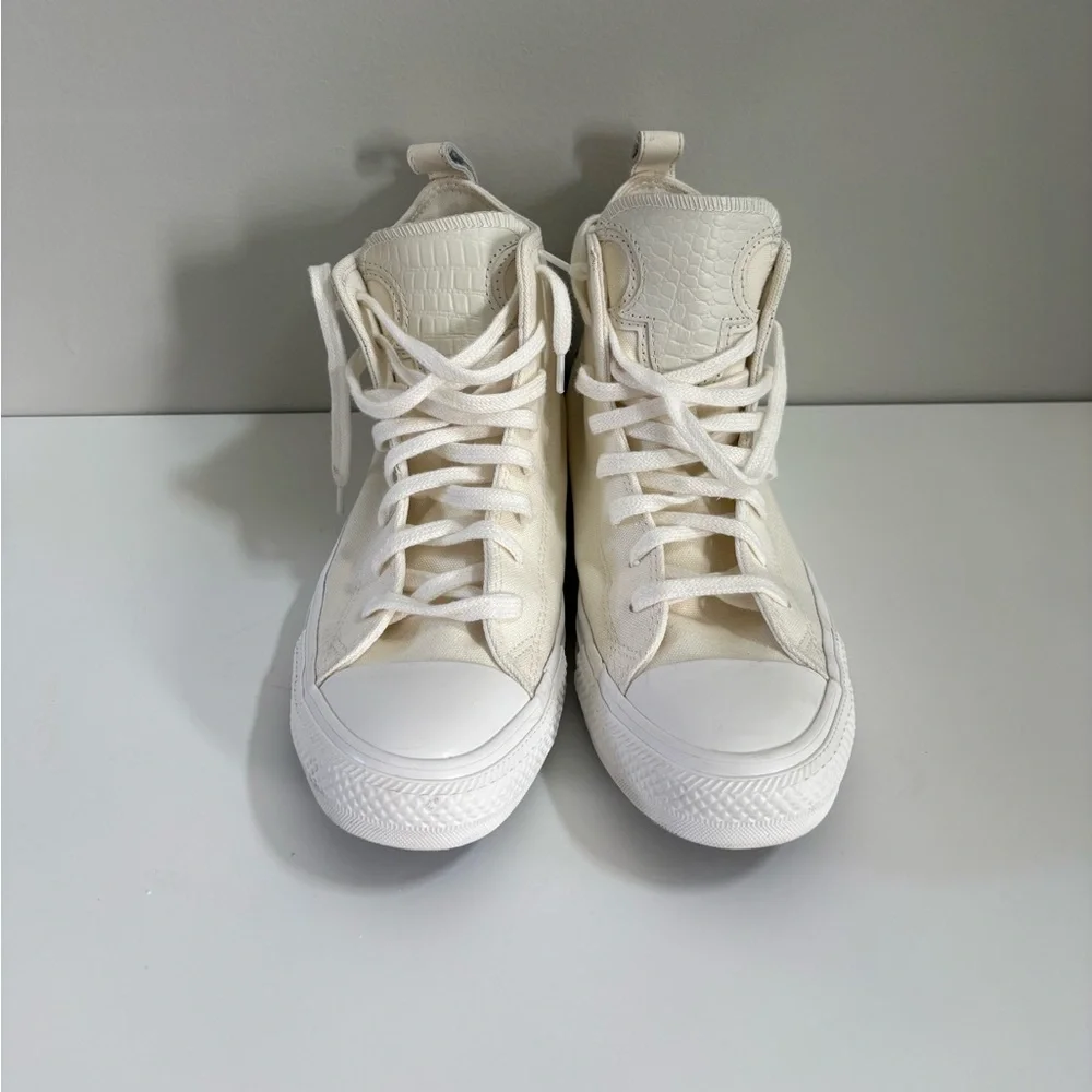 Converse Chuck Taylor All Star Western Leather Heart High-top Canvas Sneakers